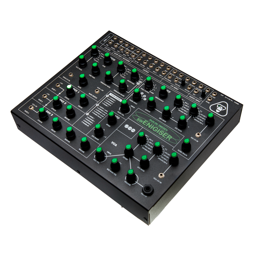 Sintetizador analógico swEnigiser Limited Edition, vista en ángulo