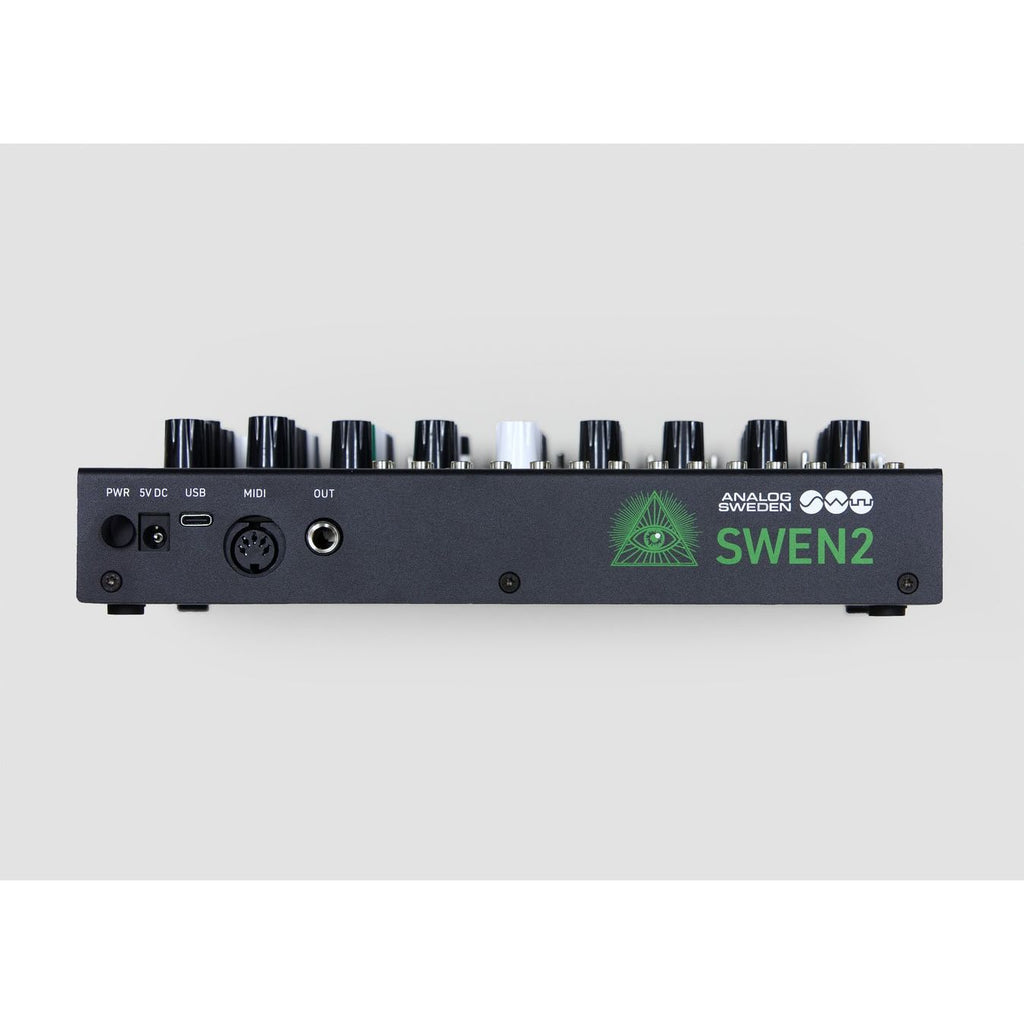 Panel trasero del SWEN2 con alimentación, USB, MIDI y salida