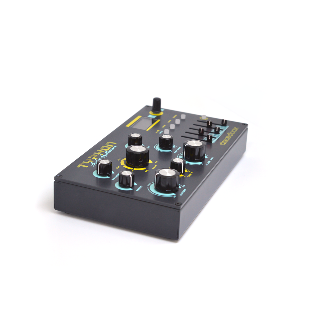 Sintetizador analógico Dreadbox Typhon, vista lateral izquierda