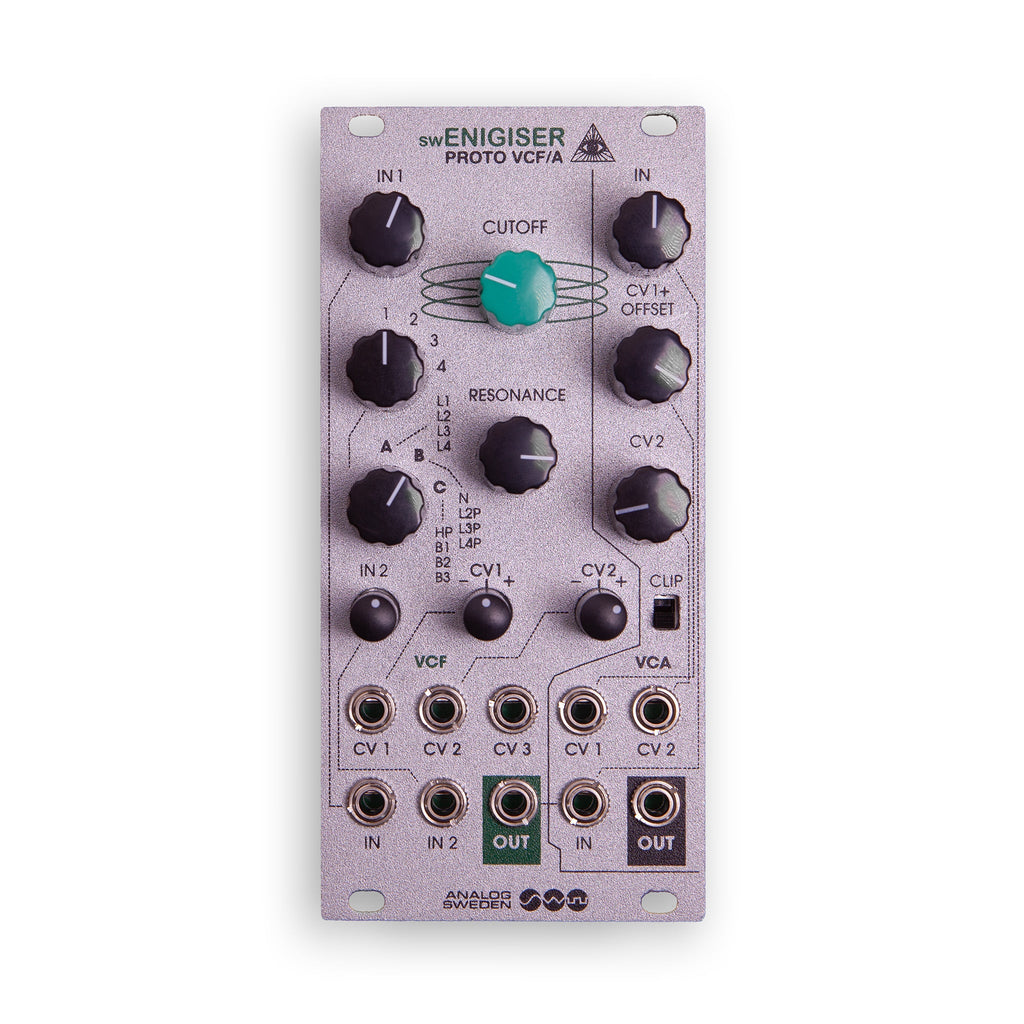 Módulo swEnigiser Proto VCF/A con panel plateado, vista frontal